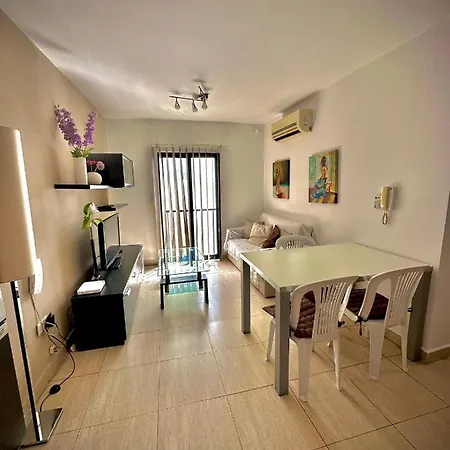 Dhalia - St. Julians * San Ġiljan