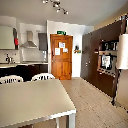 Dhalia - St. Julians * San Ġiljan