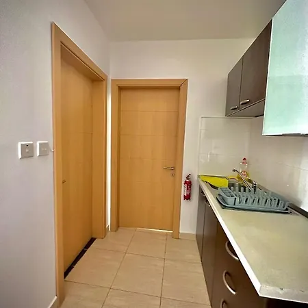 Dhalia - St. Julians *